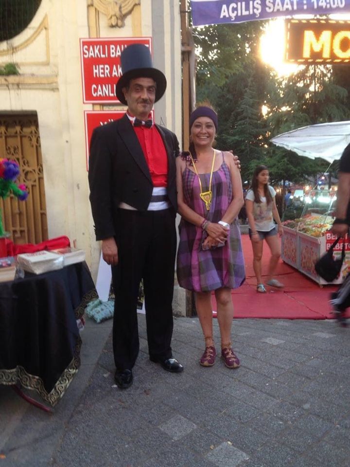 festivallerde fuarlarda sihirbazlık